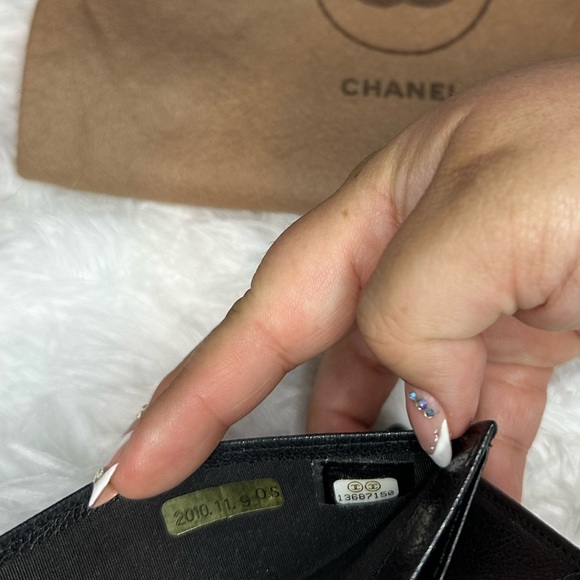 Chanel Camellia Long Wallet - Picture 7 of 7